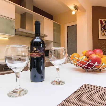 Hotel Stunning Home In Perusic Donji With Wifi 3*